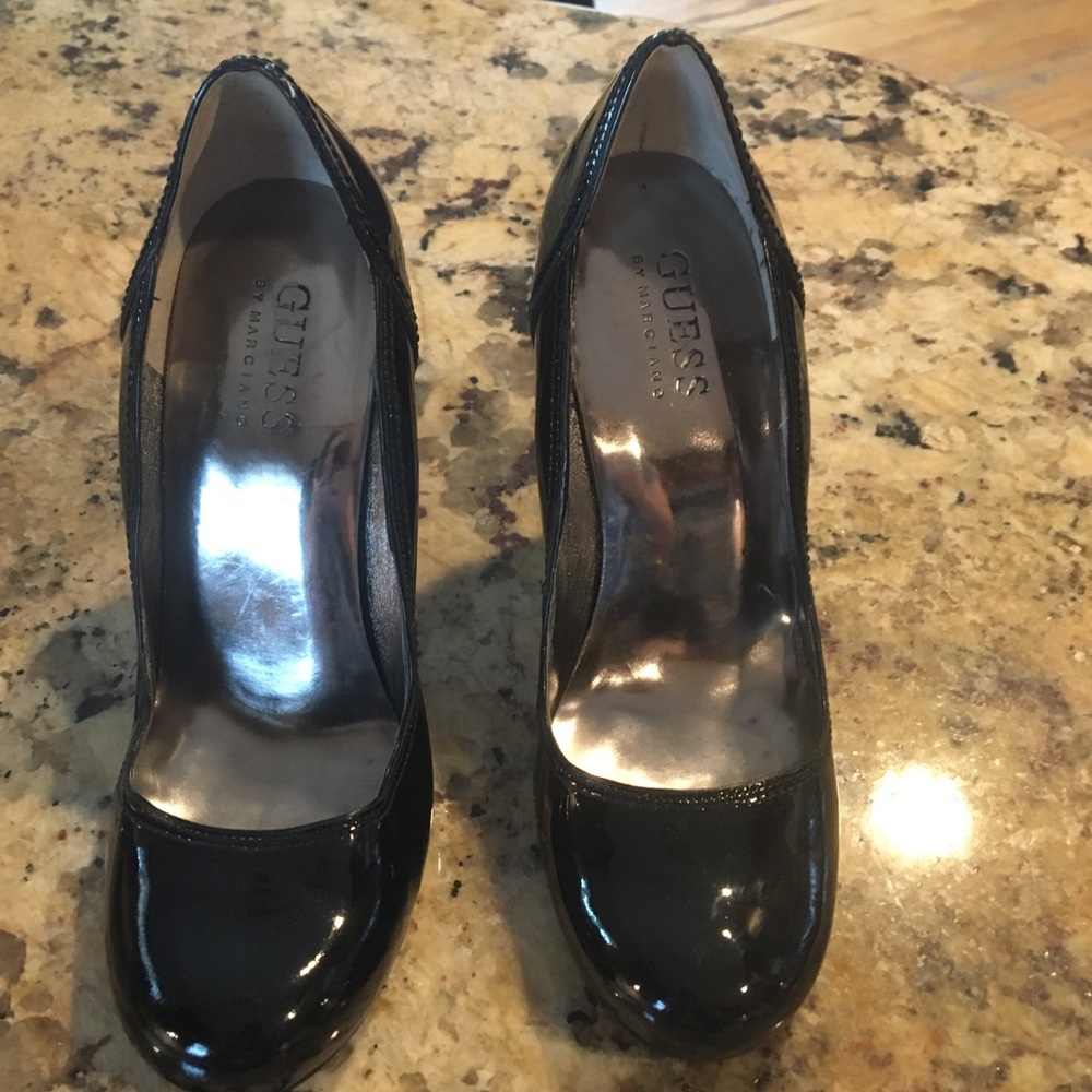 *LAST CHANCE SALE* Guess by Marciano Patent Heels
